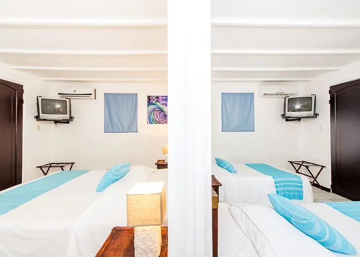 Hotel Pueblo Dorado Tamarindo